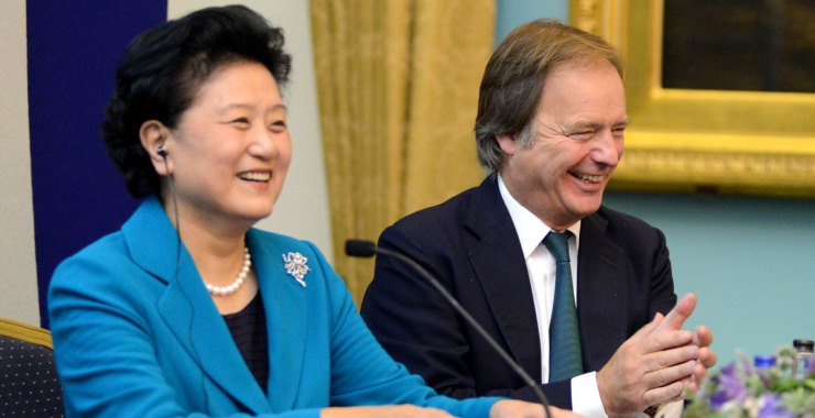 2015 5th UK-China Young Leaders Roundtable: then Asia Minister Rt Hon Hugo Swire MP and Vice Premier Liu Yandong addressing delegates in London